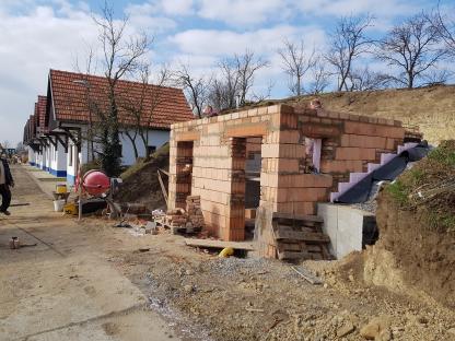 73f3f612-ca8d-4d58-9cb5-ca15d2090c7c