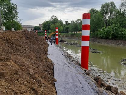 8d61de60-87cf-49ea-87df-6197eead5fdb